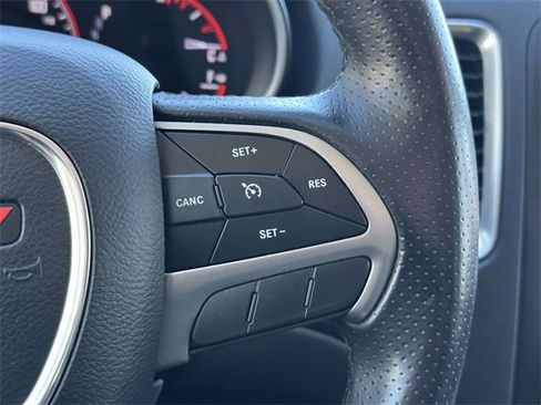 Certified 2020 Dodge Durango SXT image 31