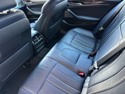 Used 2018 BMW 540i RWD image 4
