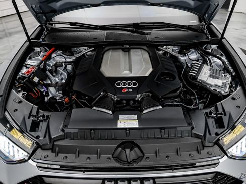 Used 2025 Audi RS 6 performance image 92
