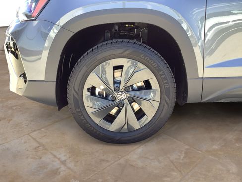 New 2025 Volkswagen Taos S image 10