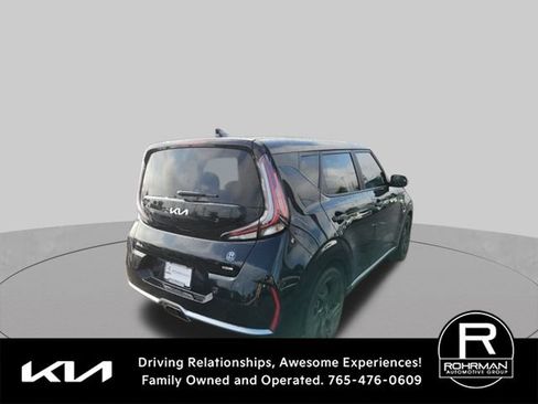Used 2023 Kia Soul GT-Line w/ GT-Line Technology Package FWD image 4