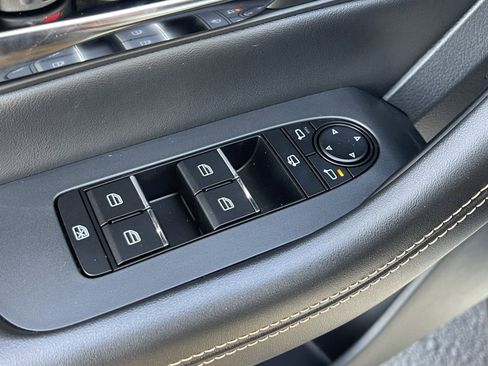 New 2025 MAZDA CX-90 Plug-In Hybrid w/ Premium Plus image 22