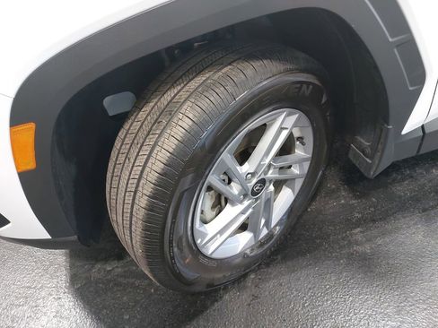 Used 2025 Hyundai Tucson SE AWD/4WD image 31