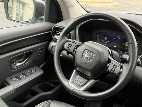 Used 2024 Honda Pilot Elite image 14