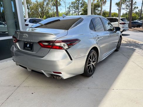 Used 2023 Toyota Camry SE w/ Convenience Package image 8