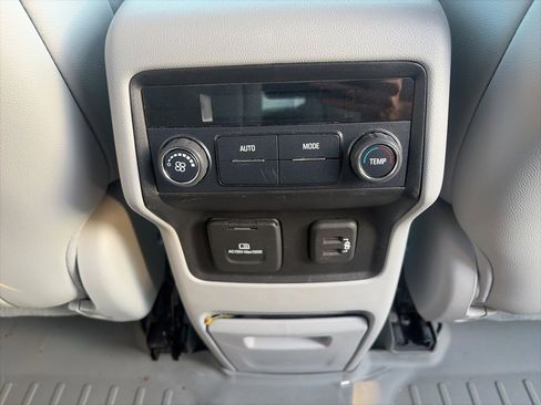 Used 2019 GMC Acadia SLT image 6