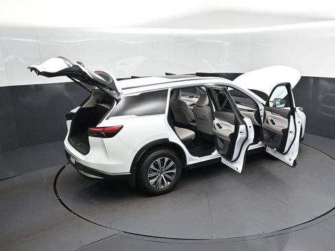 Certified 2026 INFINITI QX60 Pure w/ Cargo Package FWD image 50