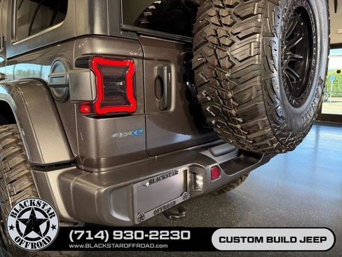 Used 2024 Jeep Wrangler Unlimited AWD/4WD image 8
