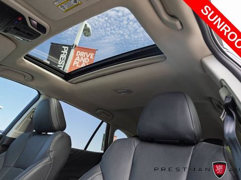 Used 2025 Subaru Outback Limited AWD/4WD image 5
