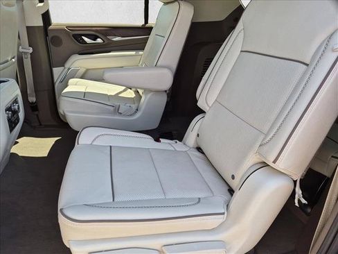 Used 2024 GMC Yukon XL Denali w/ Advanced Technology Package AWD/4WD image 20