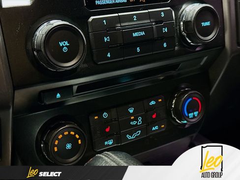 Used 2016 Ford F150 XLT w/ Equipment Group 302A Luxury AWD/4WD image 18
