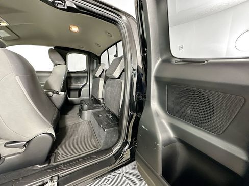 Used 2021 Toyota Tacoma SR w/ SX Package AWD/4WD image 17