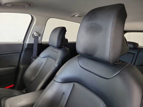 Used 2023 Kia Sportage EX AWD/4WD image 21