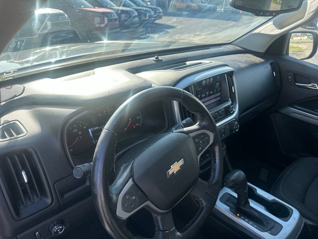 Used 2017 Chevrolet Colorado LT w/ LT Convenience Package RWD image 13