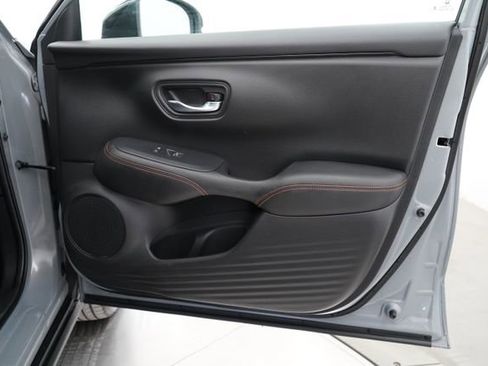 Used 2024 Honda HR-V Sport image 63