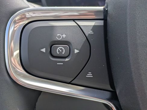 New 2026 Volvo XC40 B5 Plus w/ Protection Package Premier image 27