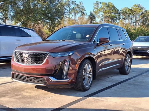 Used 2022 Cadillac XT6 Premium Luxury w/ Technology Package image 1
