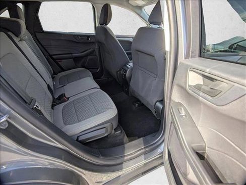 Used 2022 Ford Escape SE w/ Convenience Package image 12
