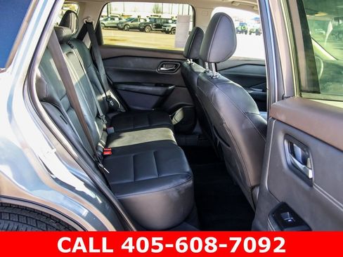 Used 2023 Nissan Rogue SL AWD/4WD image 49