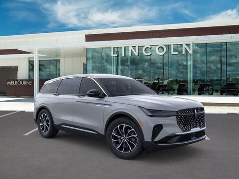 New 2026 Lincoln Nautilus Premier image 7