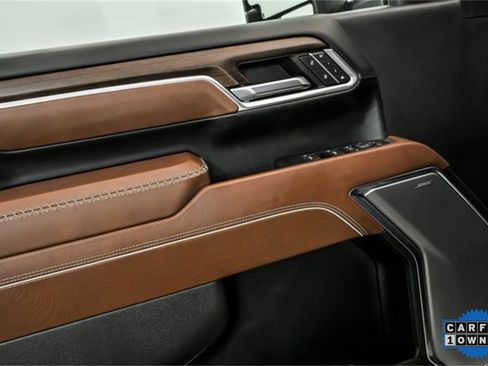 Certified 2024 GMC Sierra 2500 Denali Ultimate w/ Max Trailering Package image 8