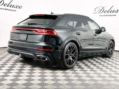 Used 2022 Audi SQ8 Prestige w/ Prestige Package image 6
