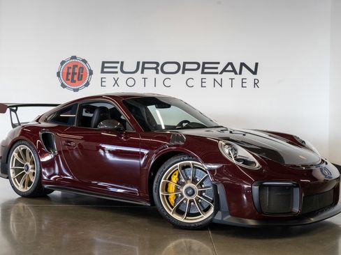 Used 2018 Porsche 911 GT2 RS RWD image 38