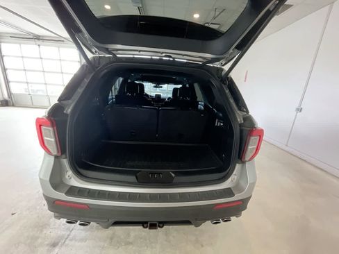 Used 2020 Ford Explorer ST w/ ST Street Pack AWD/4WD image 25