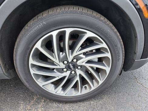 Used 2020 Lincoln Nautilus Reserve AWD/4WD image 47