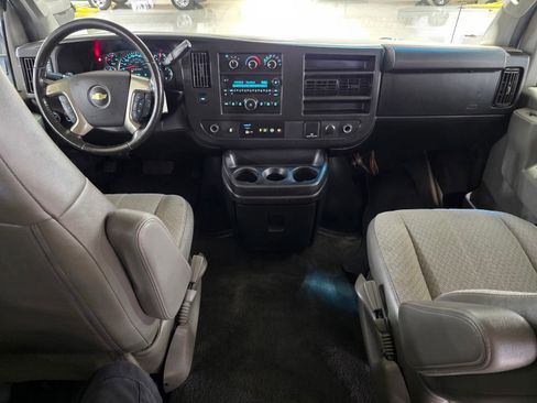 Used 2017 Chevrolet Express 2500 LS image 21