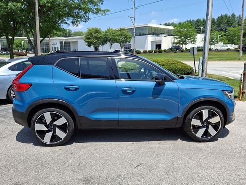 Used 2023 Volvo XC40 Recharge Ultimate AWD/4WD image 7