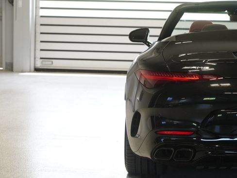 New 2026 Mercedes-Benz SL 63 AMG 4MATIC image 15