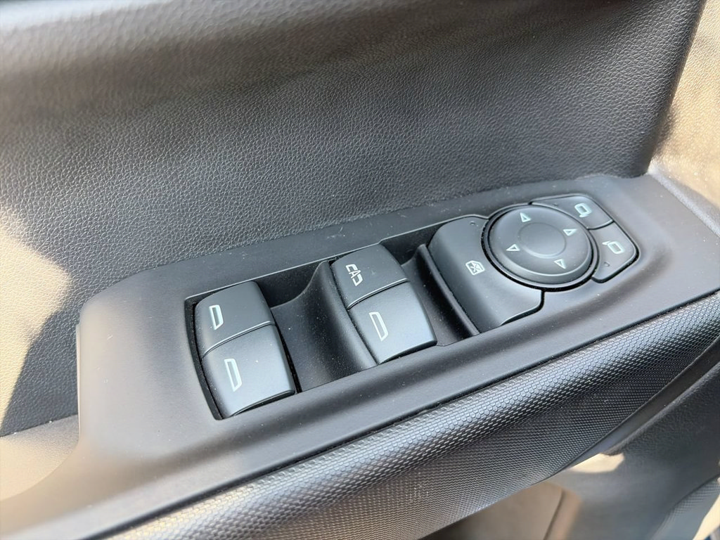 Used 2022 Chevrolet Silverado 1500 Custom RWD image 14