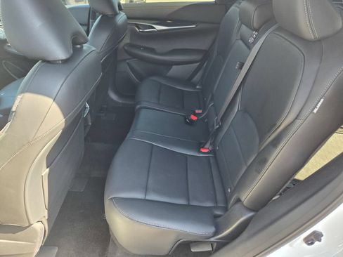 Certified 2025 INFINITI QX50 Sport AWD/4WD image 14