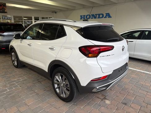 Used 2023 Buick Encore GX Essence w/ Experience Buick Package FWD image 3