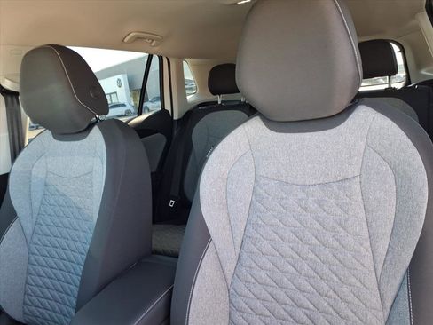 Certified 2025 Volkswagen Tiguan S image 19