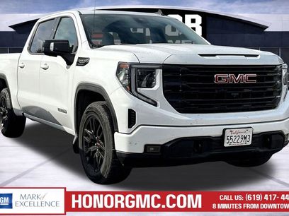 Used 2022 GMC Sierra 1500 Elevation w/ Elevation Premium Package
