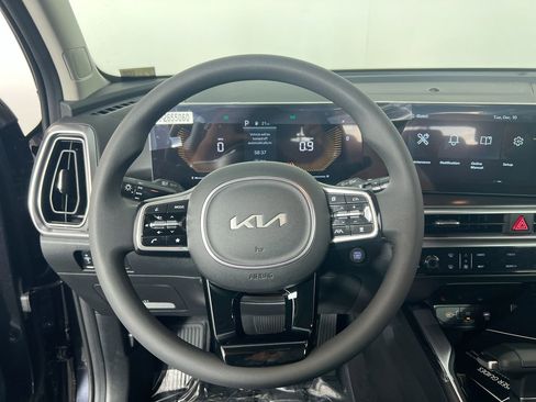 New 2026 Kia Sorento LX image 16