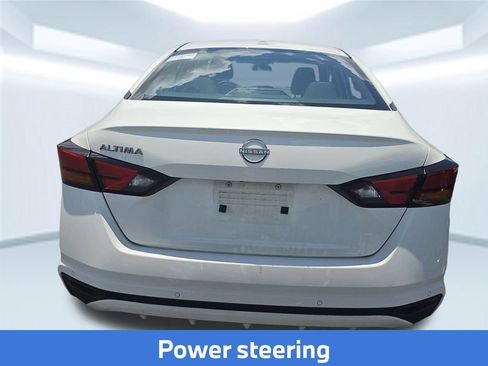 Used 2025 Nissan Altima 2.5 S FWD image 8