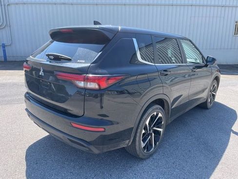 Used 2022 Mitsubishi Outlander ES image 6