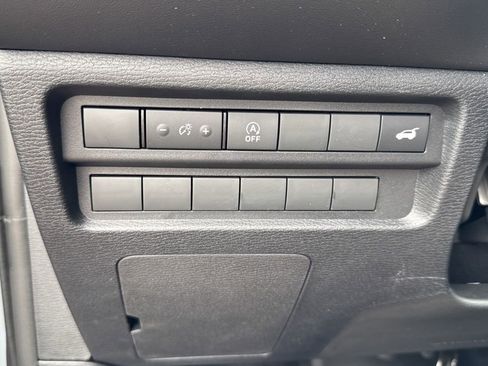 New 2026 Mitsubishi Outlander AWD image 19