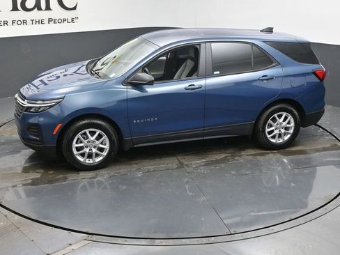 Used 2024 Chevrolet Equinox LS w/ LS Convenience Package image 57