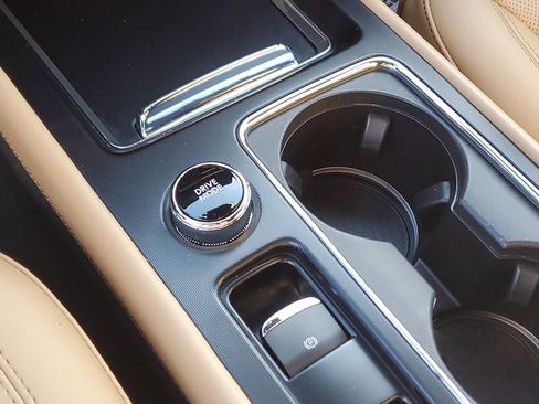 Certified 2023 Lincoln Corsair Reserve image 24