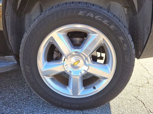 Used 2011 Chevrolet Tahoe LTZ image 27