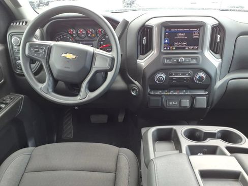 Used 2025 Chevrolet Silverado 1500 Custom w/ Turbomax Blackout Package AWD/4WD image 16