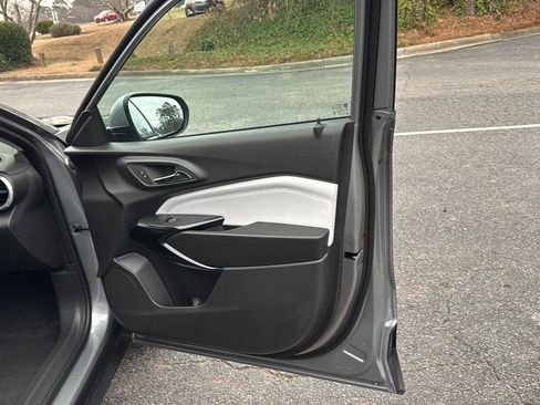 New 2026 Chevrolet Trax LT w/ Driver Confidence Package image 12