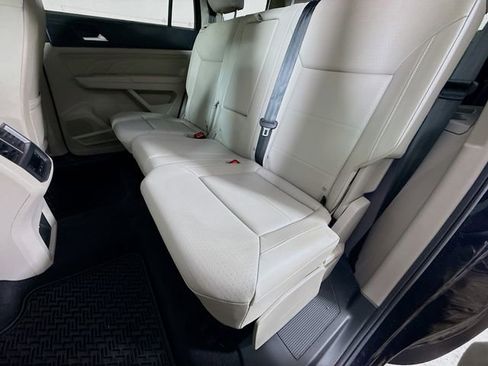 Used 2023 Volkswagen Atlas SEL AWD/4WD image 27