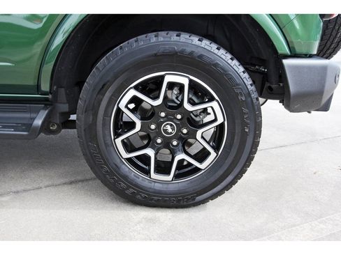 Used 2025 Ford Bronco Outer Banks AWD/4WD image 29