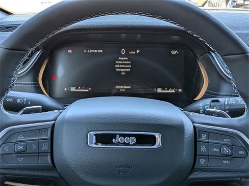 New 2025 Jeep Grand Cherokee L Laredo w/ Luxury Tech Group I image 29