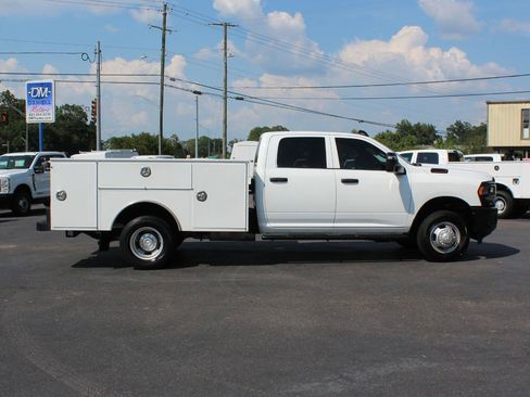 Used 2023 RAM 3500 Tradesman AWD/4WD image 7